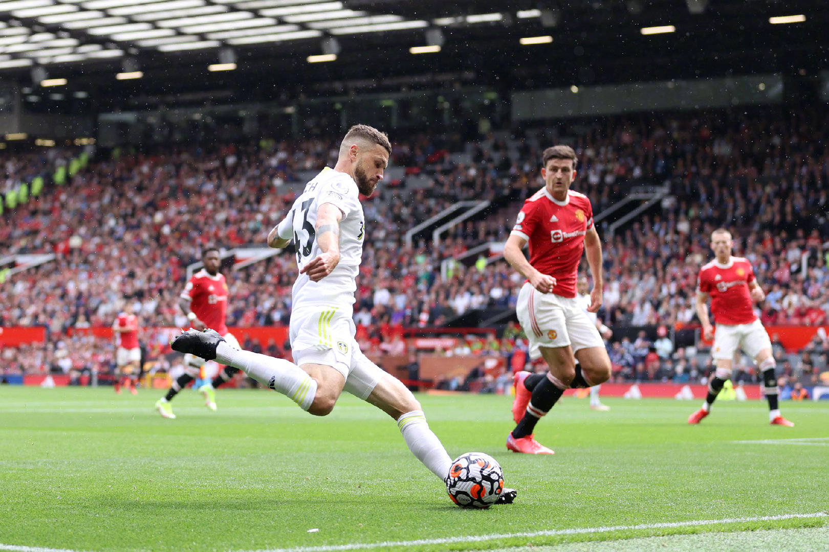 裁员浪潮中 裁员浪潮中